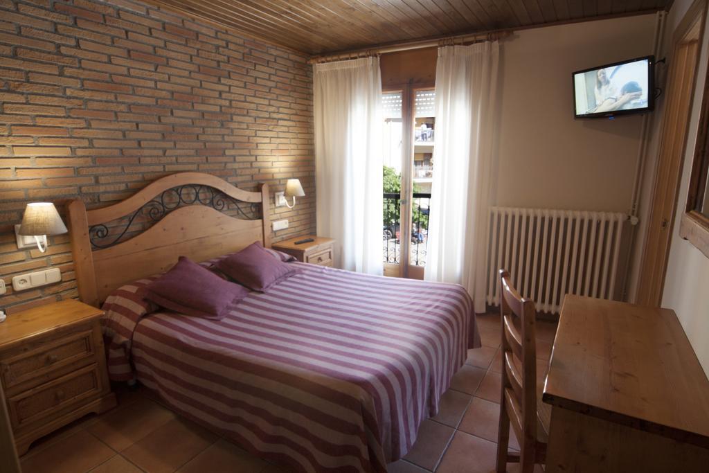 Hotel Sant Roc Camprodon Eksteriør billede